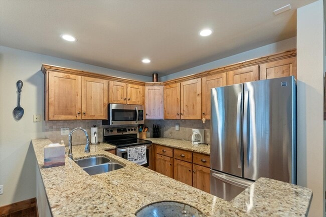 Photo - Charming Fully-Furnished Condo for Rent in...