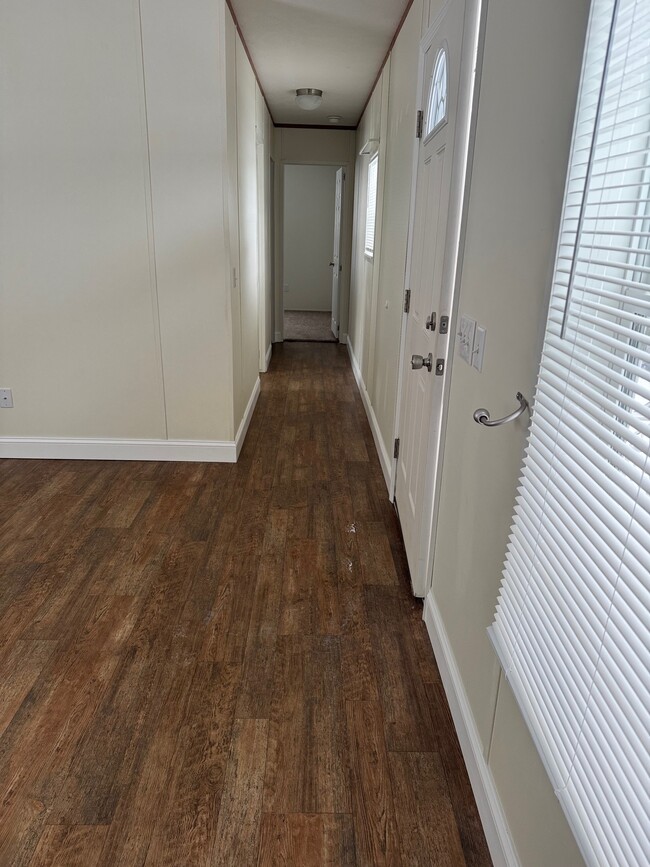 Photo - 75 Terrace Ct