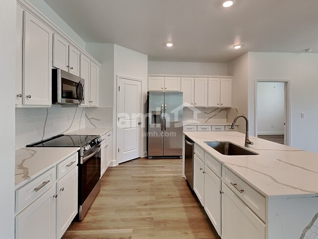 Photo - 37809 Dusty Saddle Ln