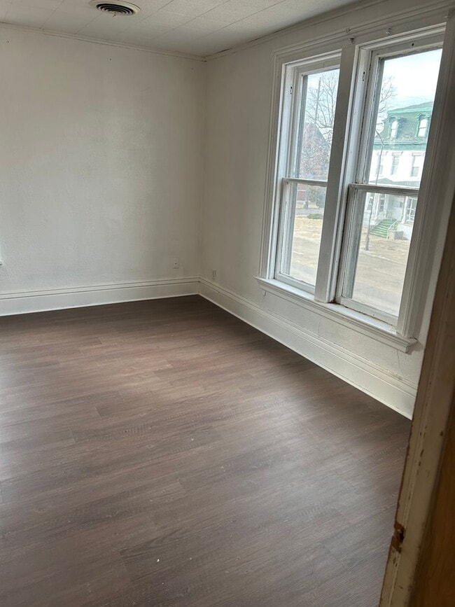 Photo - 230 E Chestnut St Unidad 3