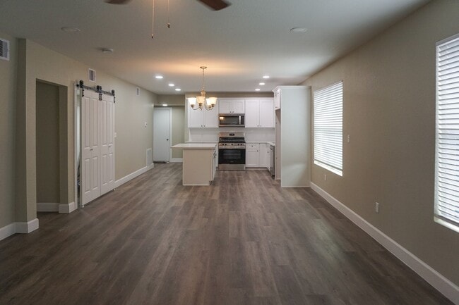 Photo - 3703 Market St