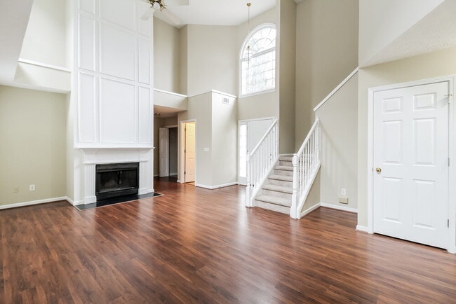 3998 Oak Glenn Dr