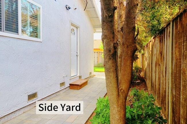 Photo - 150 Beaumere Way