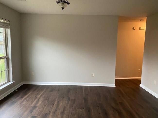 Photo - 1229 Langston Ln