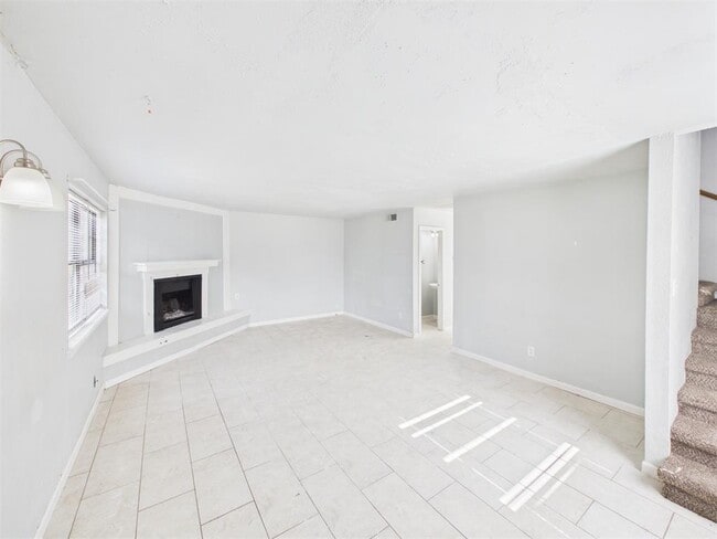401 SE 12th Ave Unit 208