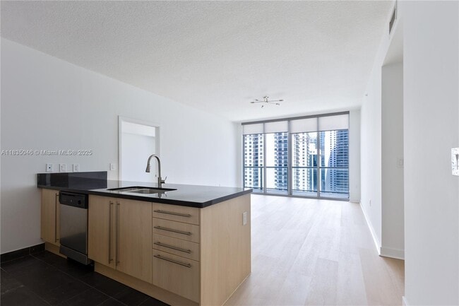 Photo - 1111 SW 1st Ave Unit 2822