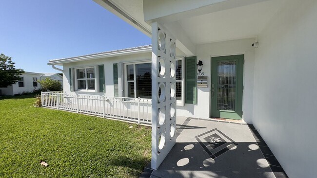 Photo - 1108 W Ocean Ave
