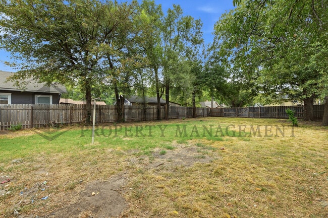 Photo - 1434 S Laura Ave