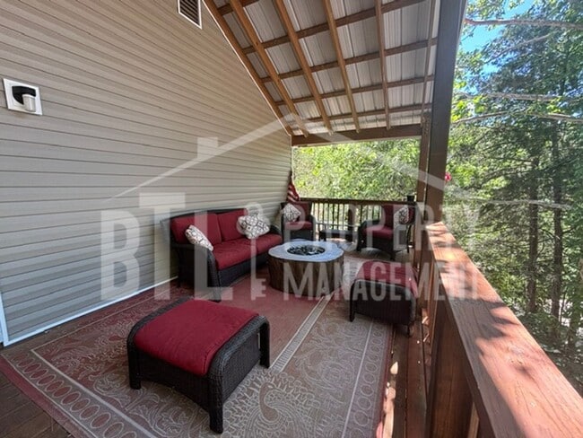 Photo - Peaceful 3-Bedroom Home Near Branson, MO – Reeds Spring School District
