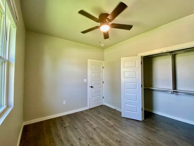 Photo - 4923 Spring Ridge Rd Unit 4923