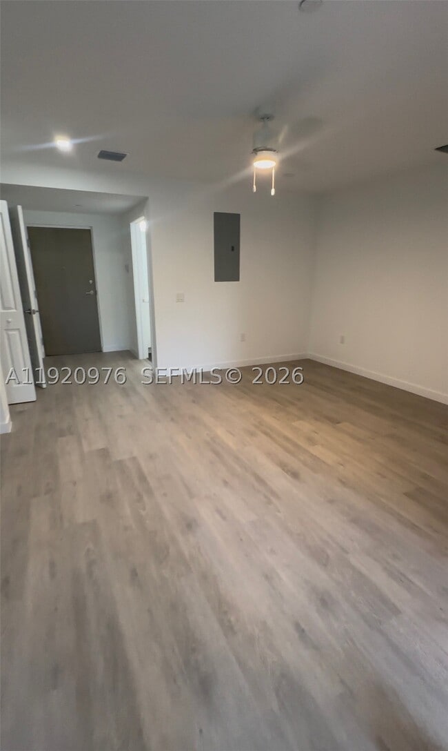 20 NE 19th St Unit Ph3