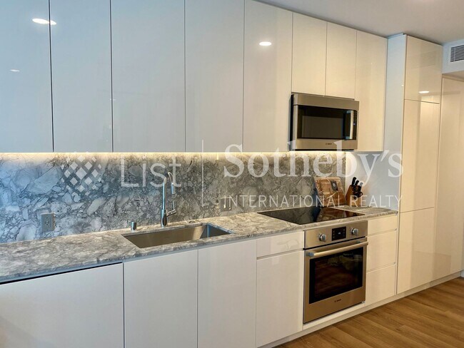 Photo - Aalii #2710  |  Honolulu, HI Unidad 2710