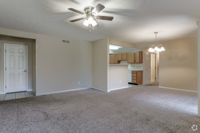 3 Bed/ 2 Bath Apt. - Living Space