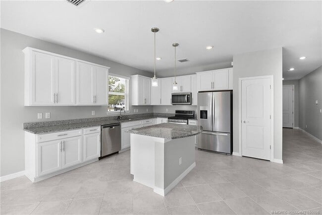 Photo - 10550 SW Captiva Dr