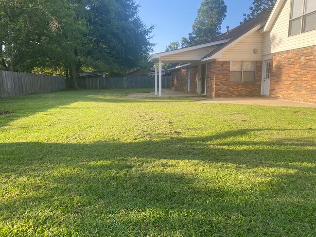 Photo - 335 S Pear Orchard Rd