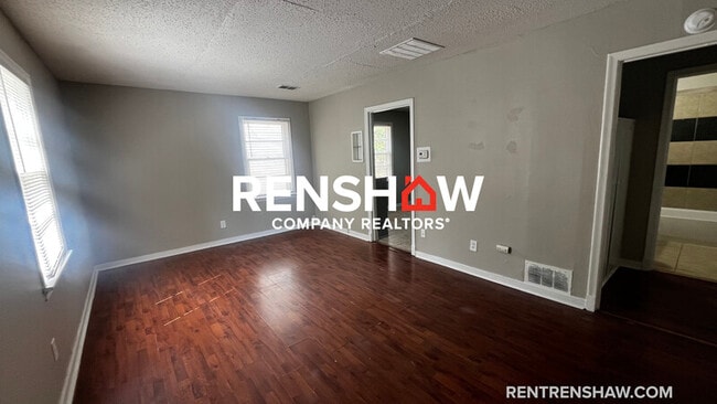 Building Photo - 1606 Ozan St