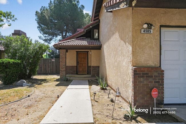 4505 Gardenwood Ln
