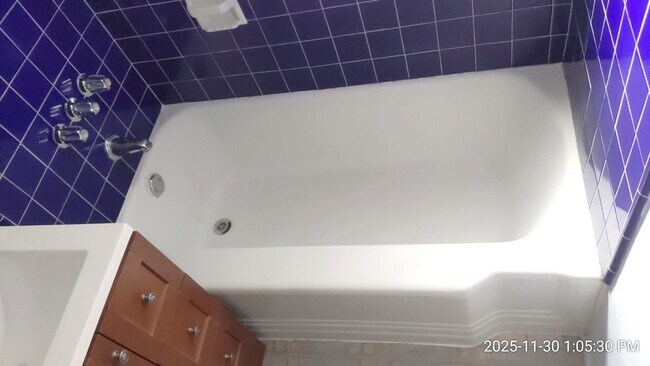 3351 Caroline Ave Unit 3351A