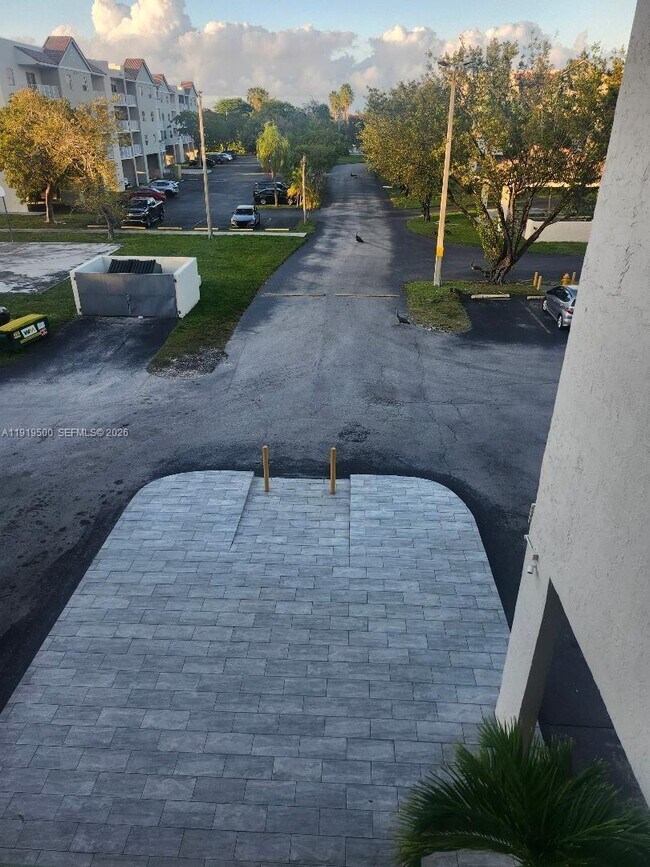 Photo - 8240 SW 210th St Unit 220