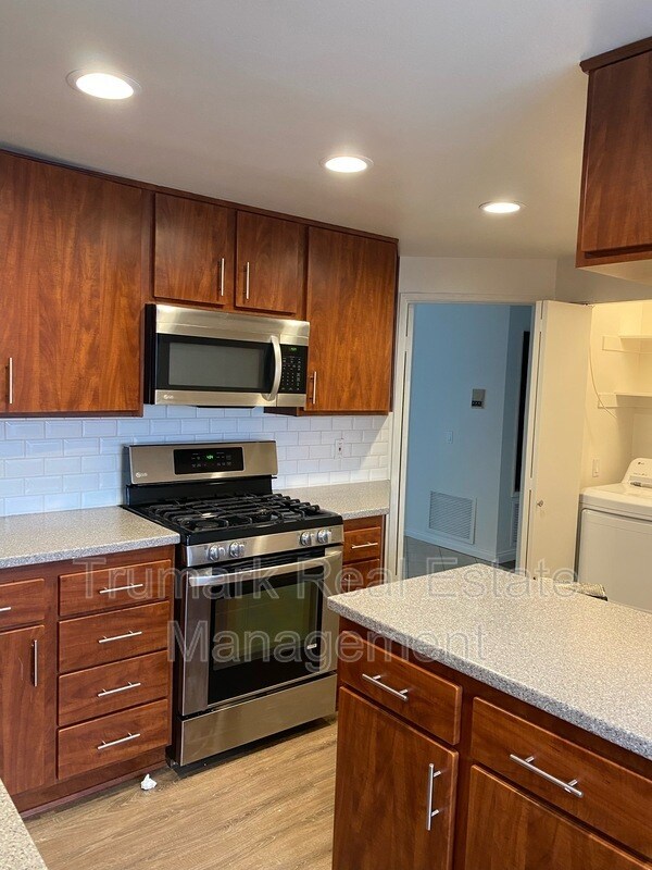 412 N Kenwood St Unidad 304