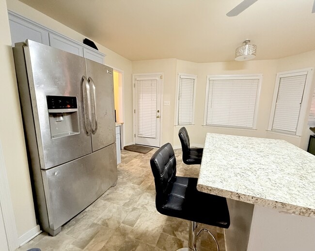 Photo - 2812 Providence Creek Rd