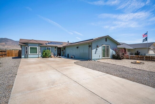 Photo - 2072 Lonnie Ln