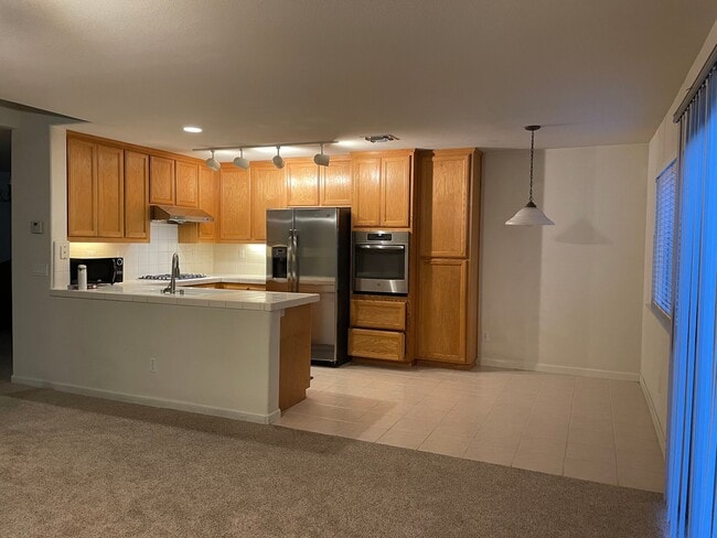 Photo - 8022 Mammoth Dr