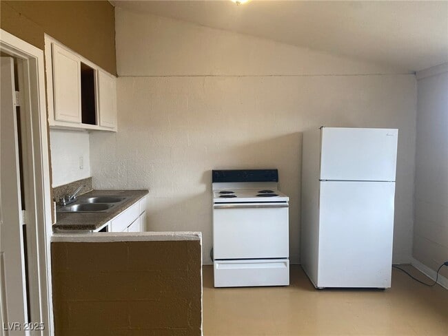 Photo - 1130 Laurel Ave