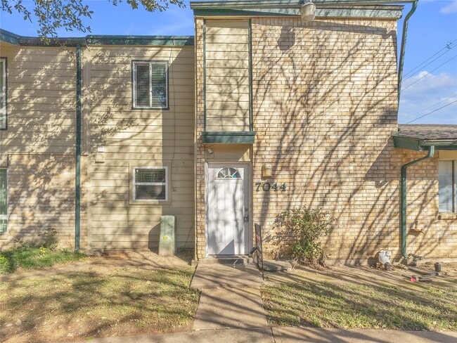 Photo - 7044 S Dairy Ashford Rd