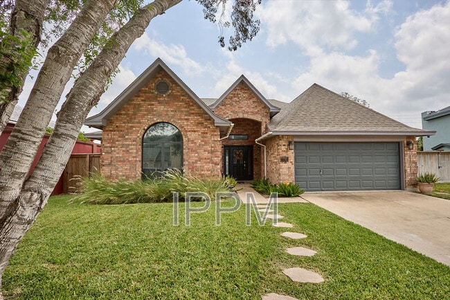 Building Photo - 1813 Lazy Lake Dr