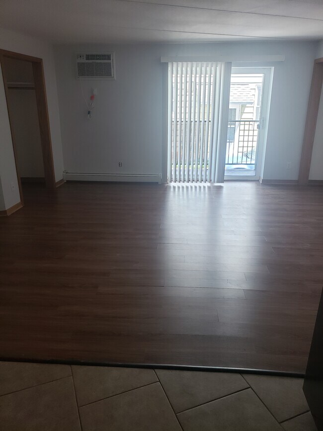 Photo - Hooker Avenue Apartments