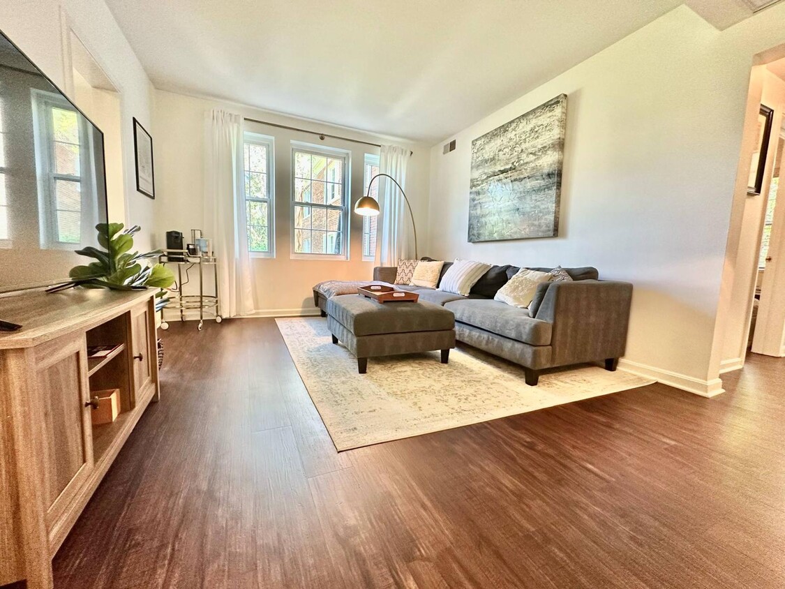 Photo - 2021 Key Blvd (Arlington, VA)
