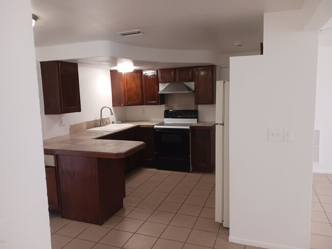 Photo - 3 bed home in Holiday, FL!