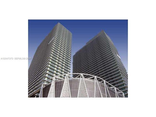 Building Photo - 1111 SW 1st Ave Unit 2419-N