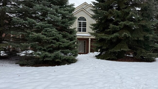 Photo - 4200 Chesapeake Cir