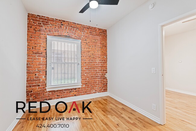 Building Photo - 326 Normandie Ave Unit 409 Rental