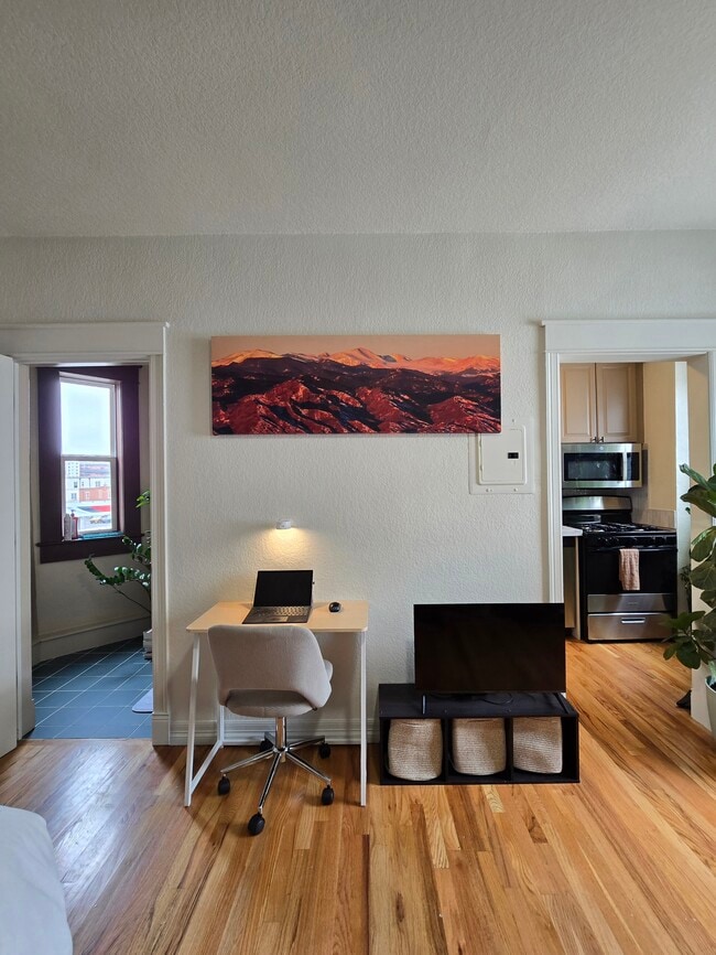 Building Photo - 1650 N Pearl St Unit 22 Rental