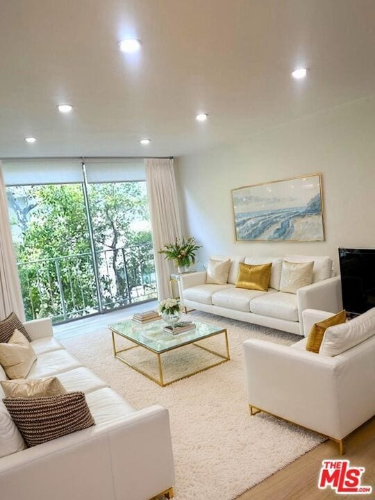 Photo - 11645 Montana Ave Unidad 238