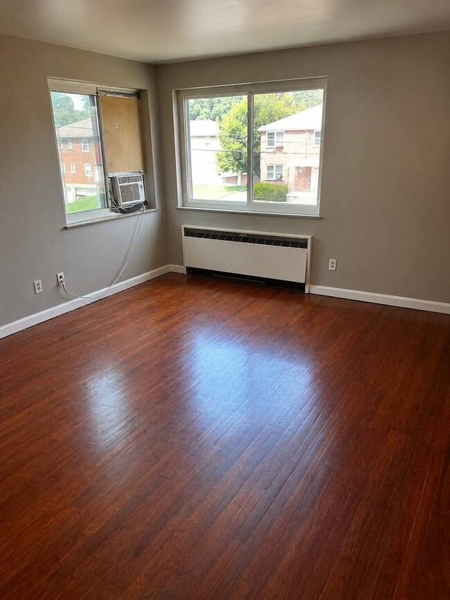3903 E Gatewood Ln Unit 4