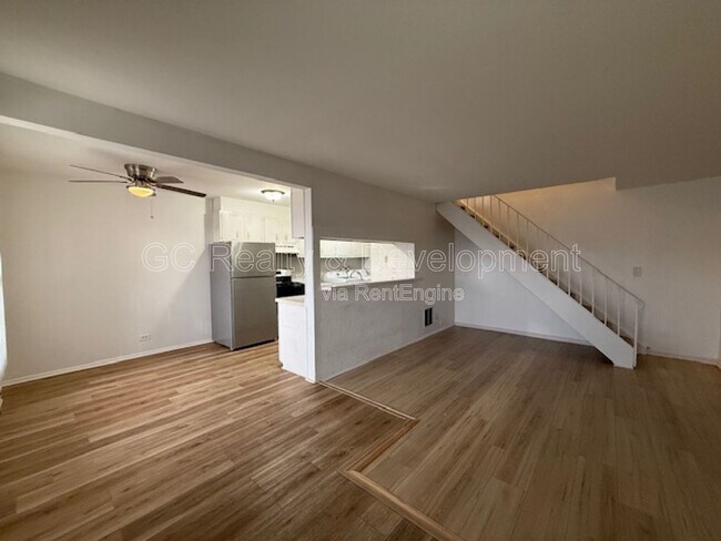 Photo - 457 James Ct Unidad B