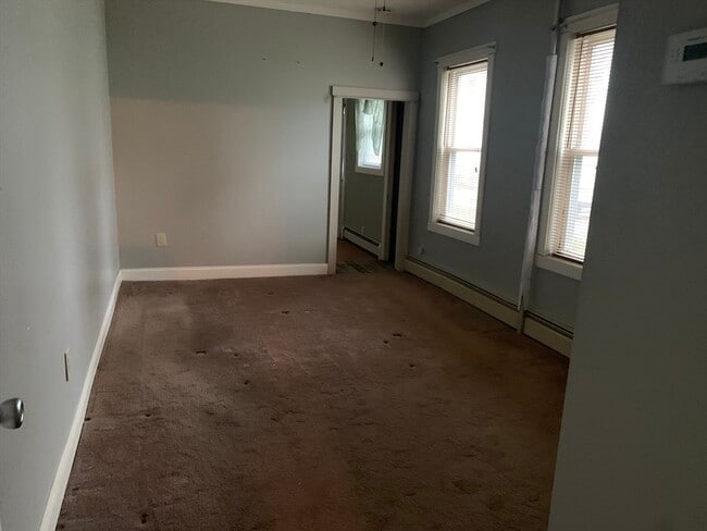 Photo - 293 Linden St Unidad 1 Rear