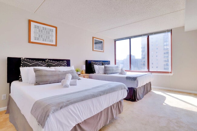 Photo - 401 12th St S Unit FL12-ID1038990P