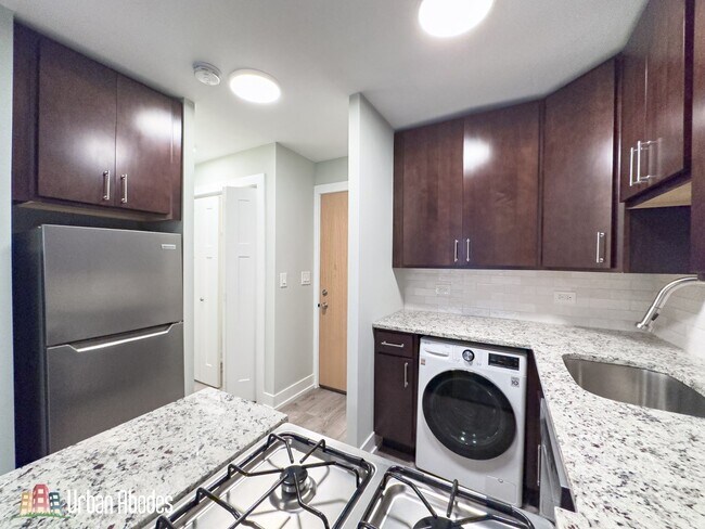 Photo - 456 W Barry Ave Unit A03C