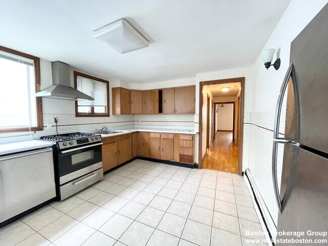 Photo - 5 Oswald St Unit 1