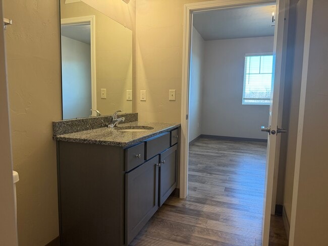 Photo - Harbor Pointe