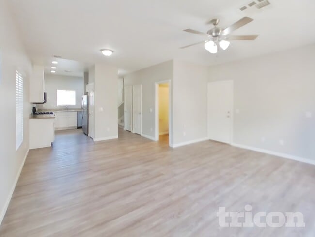 Photo - 5142 Piazza Cavour Dr