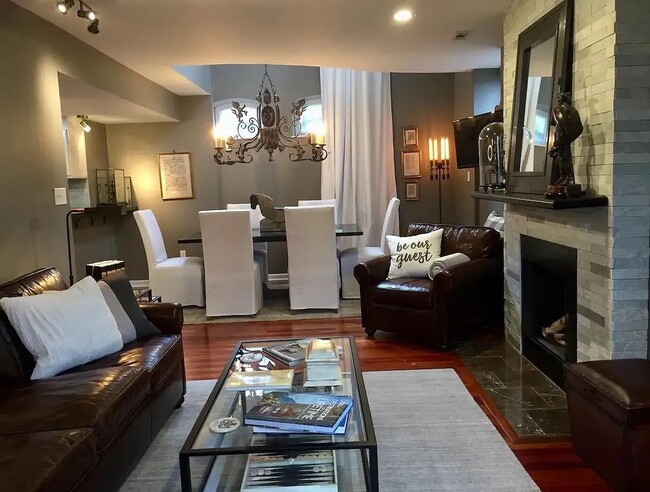 Main Living Space - 2051 Park Ave Unit A