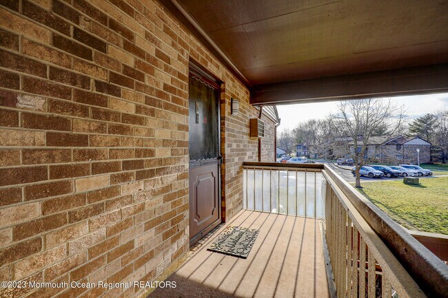 Photo - 144 Cross Slope Ct