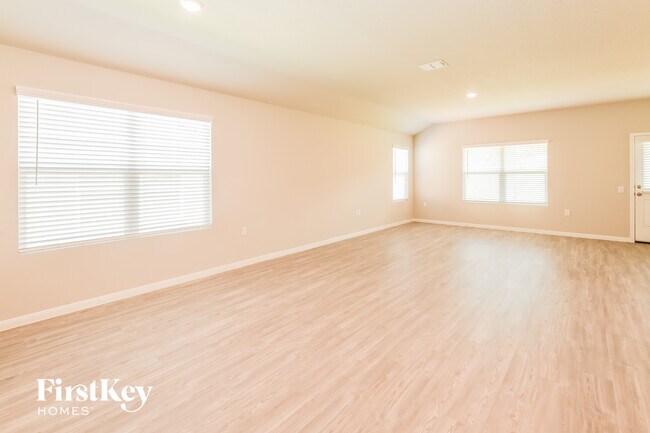 Photo - 4419 Meadowland Pl