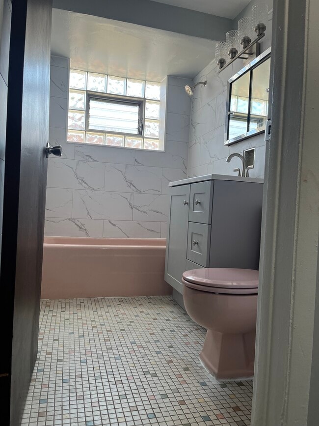 Photo - 3601 W 79th St